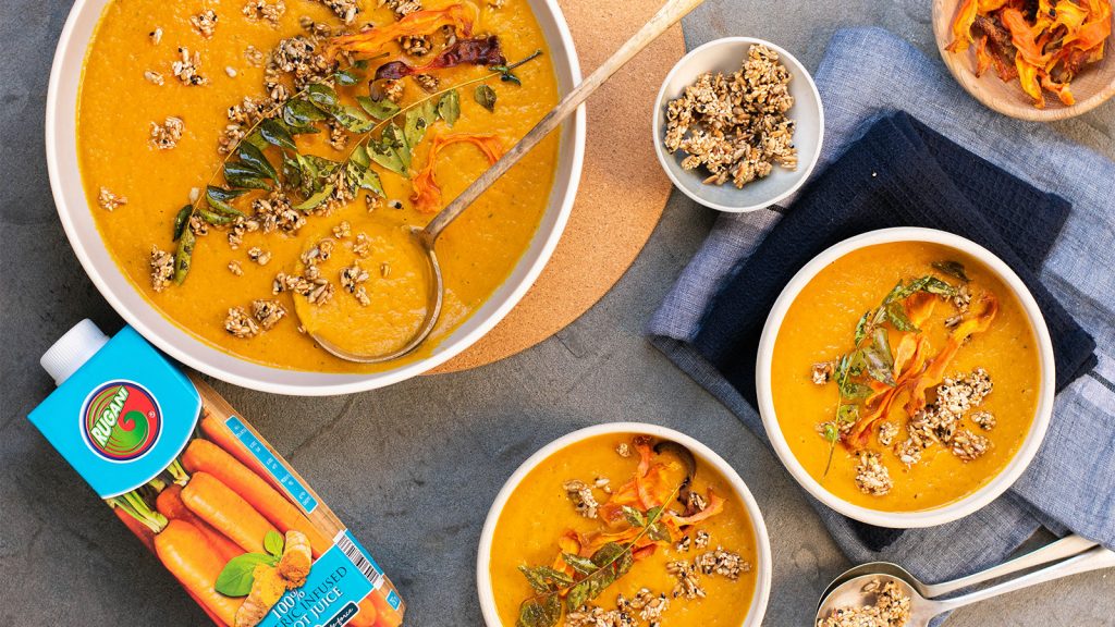 Curried Carrot & Coriander Soup with Crispy Carrots